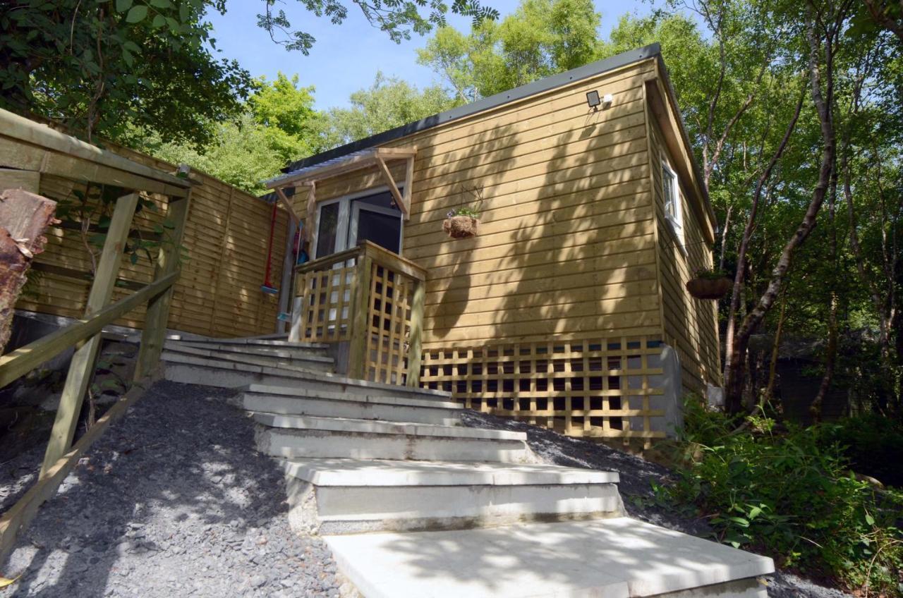 Tawny Lodge Westport Exterior foto