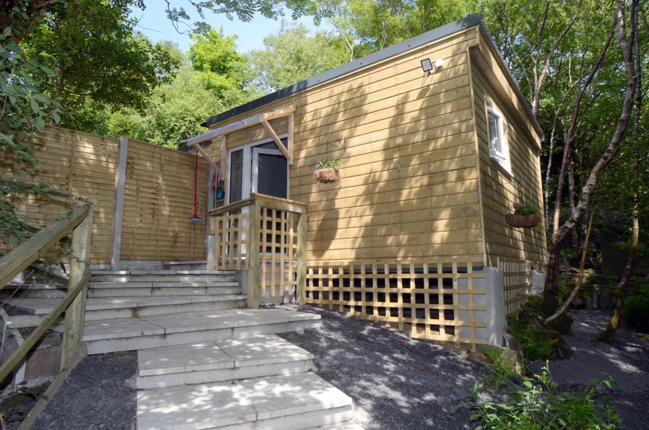 Tawny Lodge Westport Exterior foto